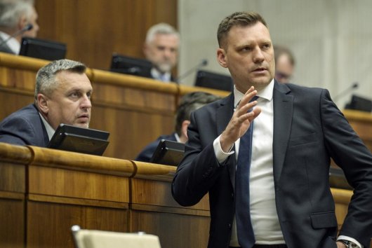 Danko: SNS chce spolupracovať s Tarabom, ale nestojí a nepadá to na jeho členstve v strane – čo to znamená podľa Eugena Kordu