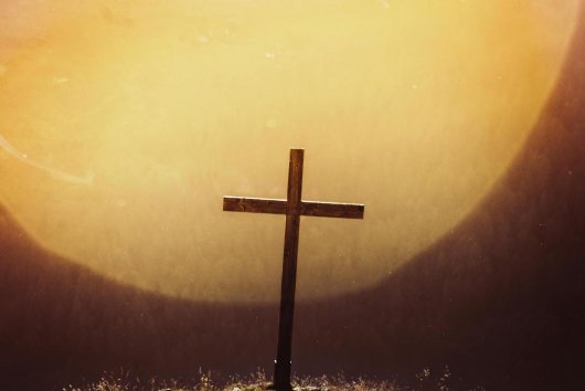 Kameň úrazu a večne dané Slovo: k tajomstvu veľkonočného príbehu