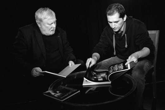 Oblúkmi myslenia Petra Zajaca