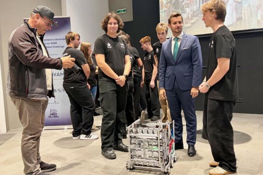 Slovenskí stredoškoláci mieria do Kórey. Na svetovej súťaži zabojujú robotom aj AI proti požiarom