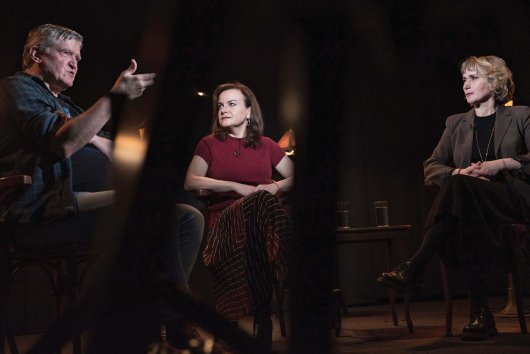 Kto nám to tu vládne? Odpovedajú Zuzana Petková a Xénia Makarová