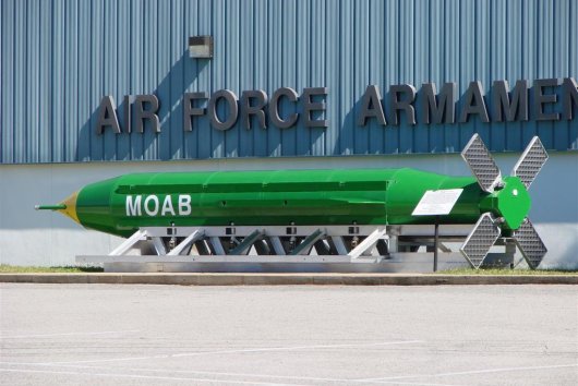 Pentagon údajne zvažuje zhodiť na Irán „Matku všetkých bômb“ – čo to znamená podľa Maríny Gálisovej