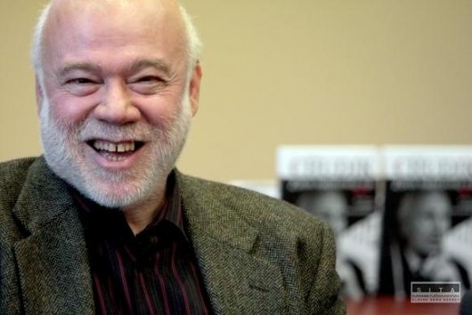 Až Jano Štrasser zo mňa urobil autora (veľmi osobná gratulácia)