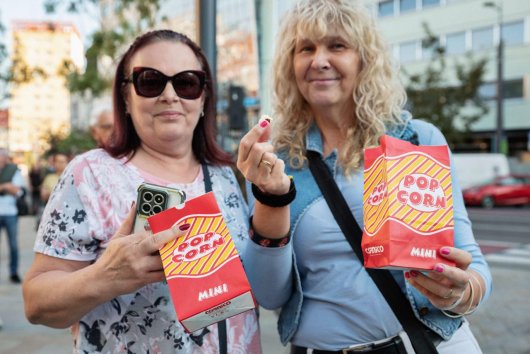 SaS premietala nahrávky z Čifár. Divákom ponúkli pukance aj slaninu