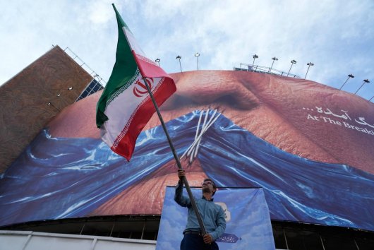 Udalosť dňa: USA napriek prímeriu útočili na Irán a uvalili sankcie na iránsky úrad dohliadajúci na Hormuzský prieliv
