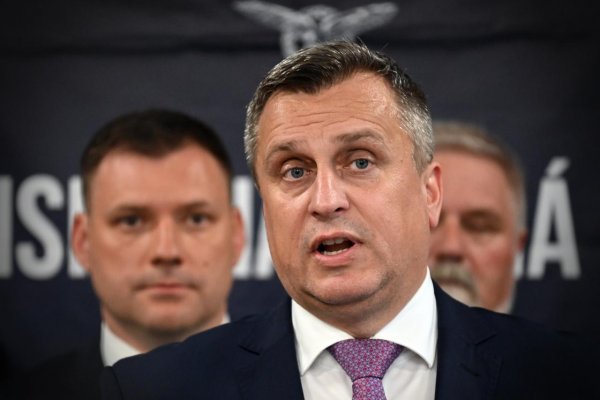 Rokovania o zostavení budúcej vlády pokračovali v pondelok ráno