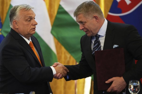 Fico: Orbánovi želám, aby sa mu vo voľbách naplnili všetky politické ciele