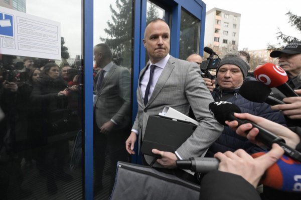 Proces s poradcom premiéra Fica sa začne na súde vo februári
