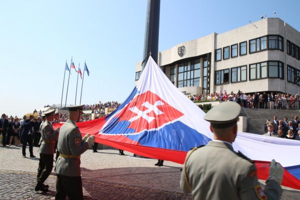 Naša vlajka nie je dúhová, ani zelená či hnedá, povedal Danko