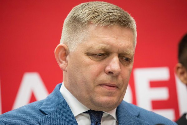 Fico: Zbierame podpisy na vyslovenie nedôvery Kollárovi pre kauzu Tipos