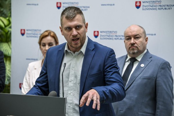 Výbor Národnej rady SR neprijal uznesenie k preletu vrtuľníka Filipa Kuffu nad národným parkom