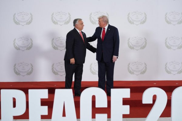 Orbán: Trump sankciami na Rusko urobil chybu, vyhovorím mu ich