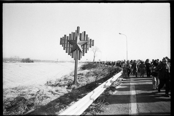 Esej: Tlejúce uhlíky totalitarizmu sa vo svete nanovo rozhárajú. Vieme ich rozpoznať? Kto do nich dúcha a prečo? 