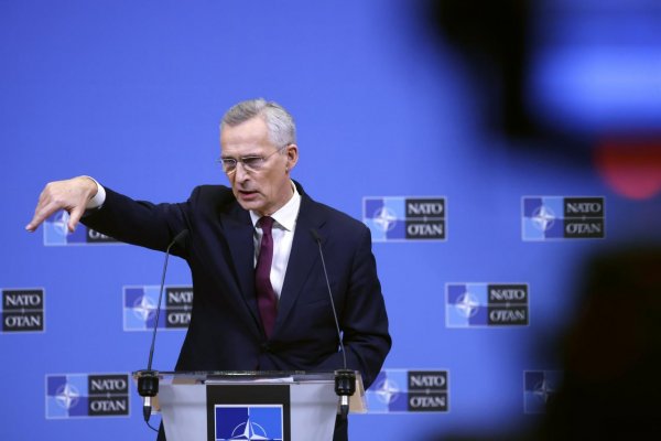 Stoltenberg: Rada NATO – Ukrajina sa zíde v piatok, zúčastní sa aj Zelenskyj