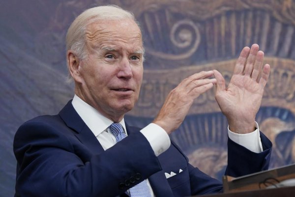 Biden podpísal nariadenie na ochranu žien, ktoré cestujú za interrupciami