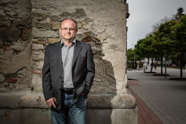 Exminister práce, sociálnych vecí a rodiny, analytik Jozef Mihál: Oči po otcovi, úsmev po mame a dlhy po Igorovi