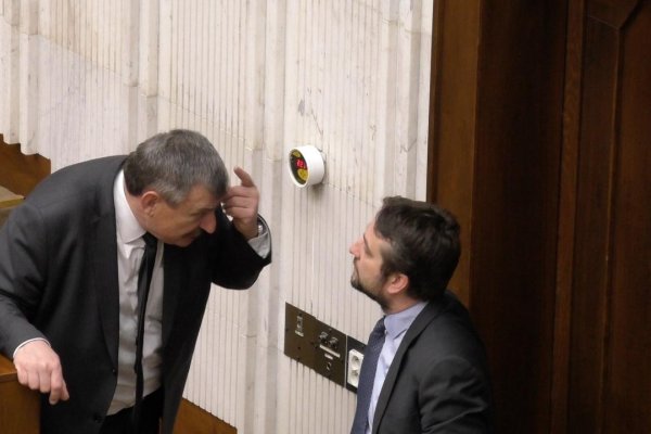 Parlament tak, ako ho verejnosť nepozná