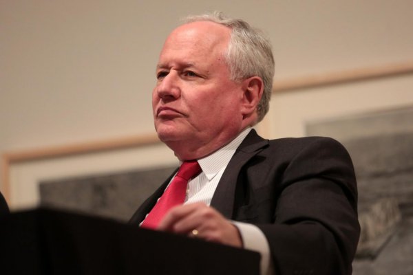 Bill Kristol: Keď autokrat prehrá vojnu, čakajte pád autokracie