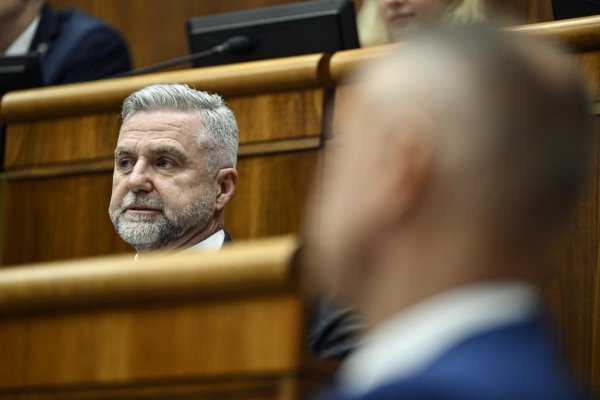 Koaliční poslanci odhlasovali zrušenie Úradu na ochranu oznamovateľov, ÚOO reaguje – čo to znamená podľa Eugena Kordu