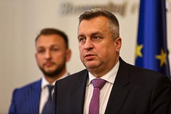 Ak prezident podporí zvýšenie výdavkov na obranu, urobí to bez mandátu, tvrdí Danko
