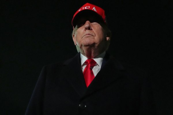 USA dnes začnú blokádu iránskych prístavov. Je to akt pirátstva, reagoval Teherán