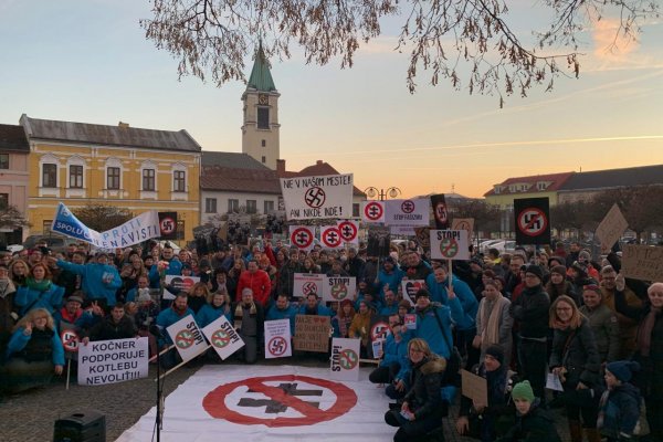 Týždeň v kampani: Aktivisti kazia kampaň kotlebovcom, PS/Spolu z toho profituje