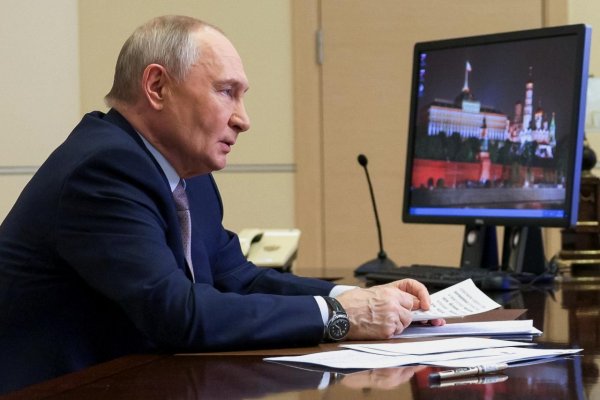 Putin sa prestal objavovať v Kremli, dôvodom môžu byť obavy o bezpečnosť