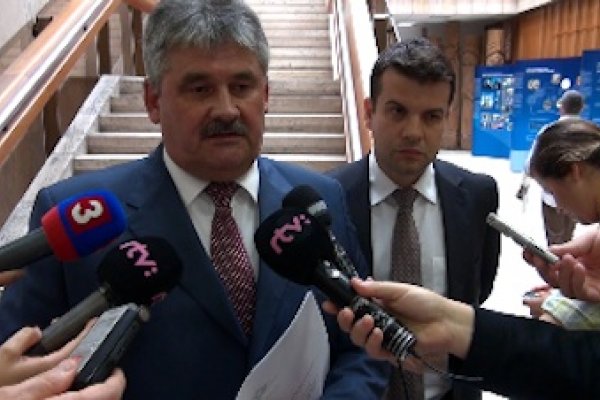 Dajú mu 100 tisíc - dá ich vraj charite