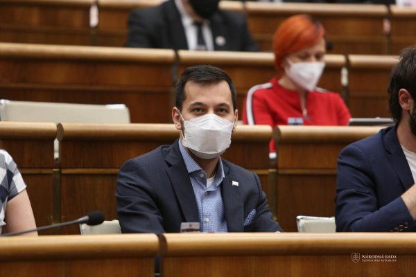 Šeliga chce, aby Kovařík prišiel vysvetliť postup polície na protestoch