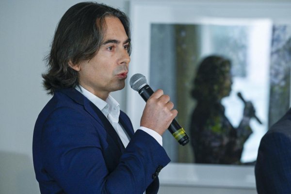 Krajský súd v Bratislave vyhovel návrhu ministerky Šimkovičovej, Drlička sa musí zdržať vyjadrení na jej adresu 