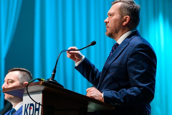 Podpredseda KDH Karas vyčíta vláde, že nevie zabezpečiť účinné postihovanie krádeží v obchodoch