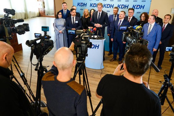 KDH vyzýva vládu, aby žiadala zasadnutie Rady EÚ pre zahraničné veci v súvislosti s eskaláciou napätia v Perzskom zálive