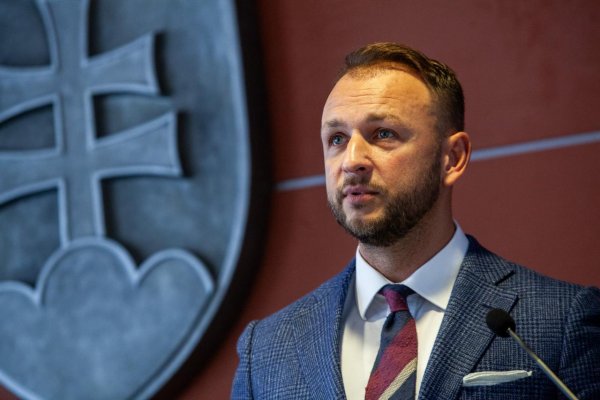 Progresívci chcú na brannobezpečnostný výbor zavolať ministra vnútra pre spôsob vyšetrenia Gašparovej nehody