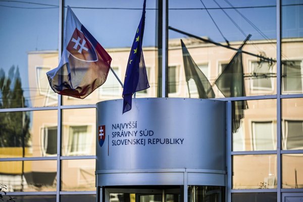 Ústavný súd posúdi zmeny v disciplinárnych senátoch Najvyššieho správneho súdu, ktoré zaviedla Ficova vláda