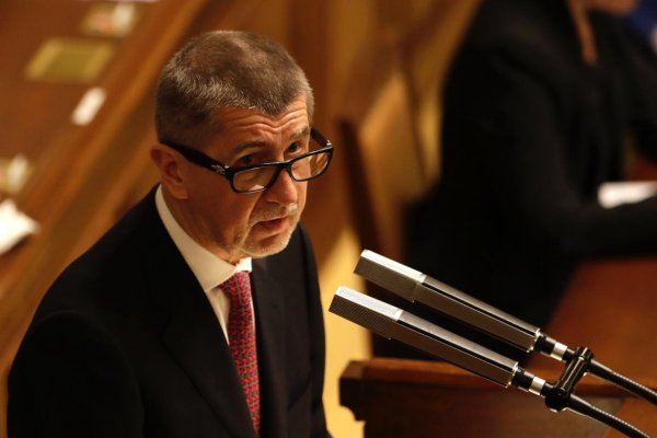 Sarkocy je nevěrohodný, říká Babiš. Svědectví jiných estébáků se mu hodilo