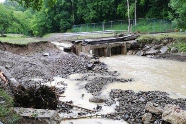 Banskobystrický kraj zrekonštruuje zničené cesty na Muráni, použije časť z 30-miliónového úveru