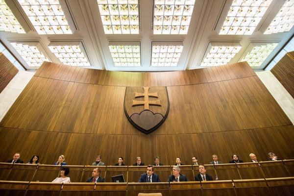 Politici reagujú na nahnevaného prezidenta