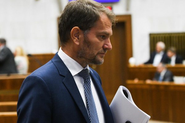 V pléne sa strhla roztržka, Danko vulgárne vynadal Matovičovi