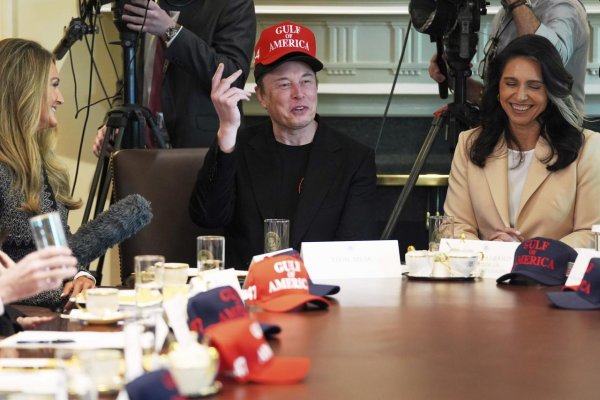 Trump povedal Muskovi, že môže pracovať pre Biely dom, dokedy bude chcieť