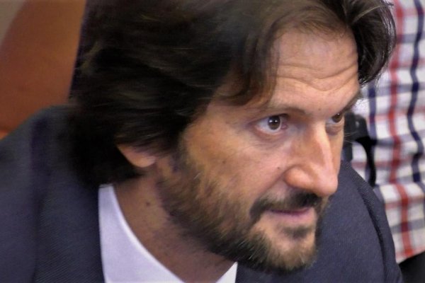 Sakovej „sci-fi“ sa po rokovaní poslancov mení na Kaliňákov únos​​