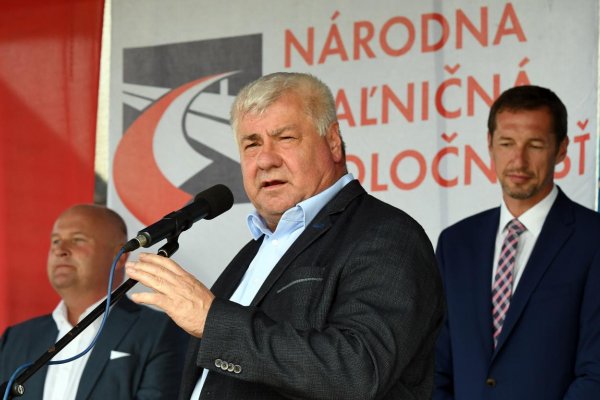 Výstavba diaľnice je proces na tri volebné obdobia, tvrdí Érsek