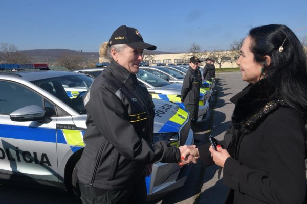 Rezort vnútra podľa opozície pri zrušení NAKA porušil zákon, ten to odmieta