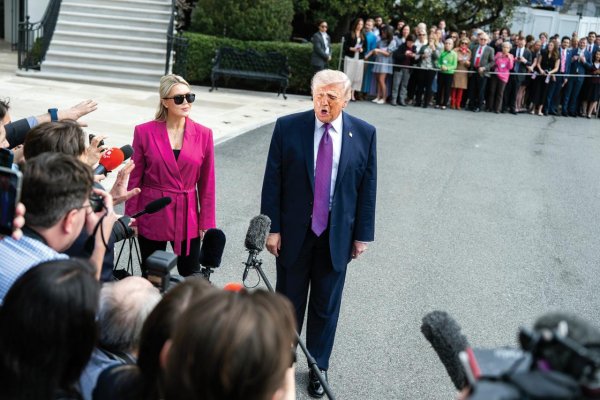 USA v Iráne: Ako NErobiť zmenu režimu