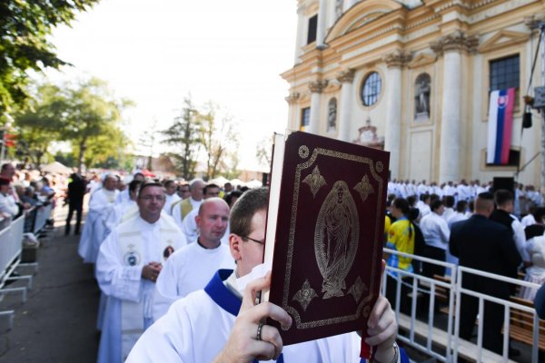 Prvé sv. prijímanie v Trnave: Očami malej Lucky