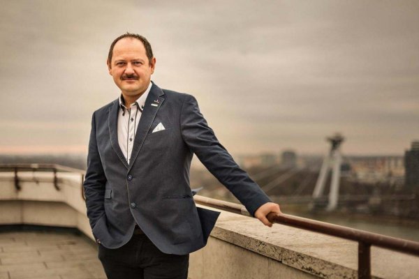 Zsolt Simon, predseda Maďarského fóra: Ľudia šíriaci klamstvá mali príliš dlho zelenú
