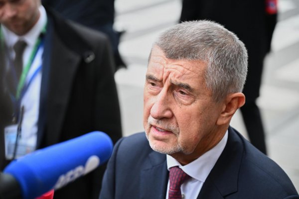 Babiš telefonoval s Trumpom, rokovali o migrácií, vojne na Ukrajine i skupine V4