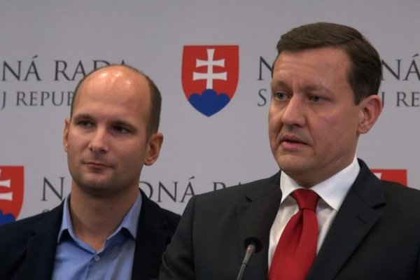 Lipšic: Mafiáni a oligarchovia rozhodujú o tom, koho treba v tomto štáte stíhať