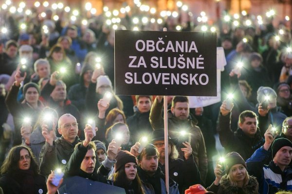 Verejnosť žiada zmenu, ďalšie protesty budú tento piatok