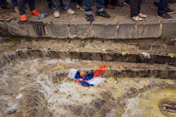 Ficove oči (reportáž z protestov)