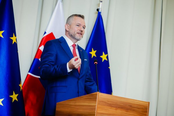 Prezident vyzve opozíciu aj koalíciu, aby sa zaviazali k dostavbe nemocníc